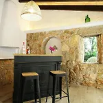 Spectacular Newly Renovated Villa In Pollensa By Renthousing