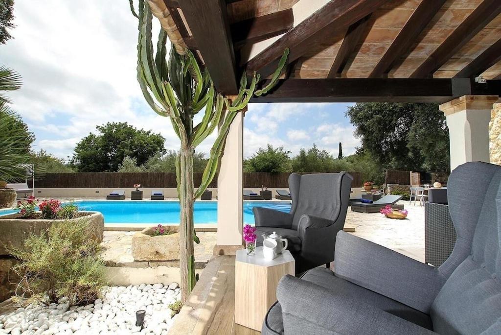 Spectacular Newly Renovated In Pollensa By Renthousing Villa