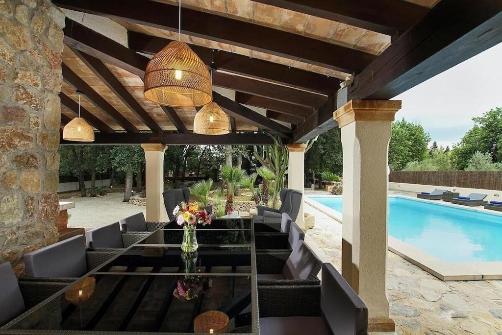 Spectacular Newly Renovated In Pollensa By Renthousing Port de Pollença